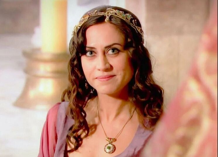 Гюльфем-хатун: что стало с подругой Хюррем, которая управляла гаремом после ее смерти?