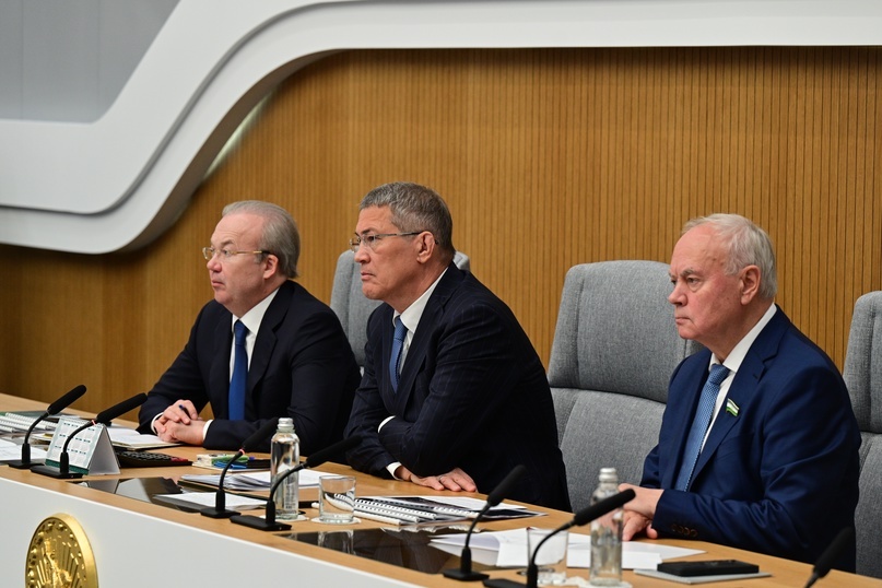 ФОТО АЗАТА МУХАМЕДЬЯНОВА