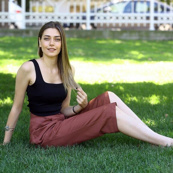 Ознур Серчелер, фото из архивов яндекса