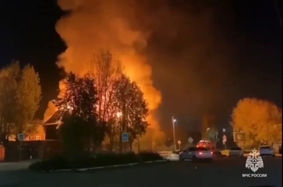    Пожар начался вечером 25 сентября