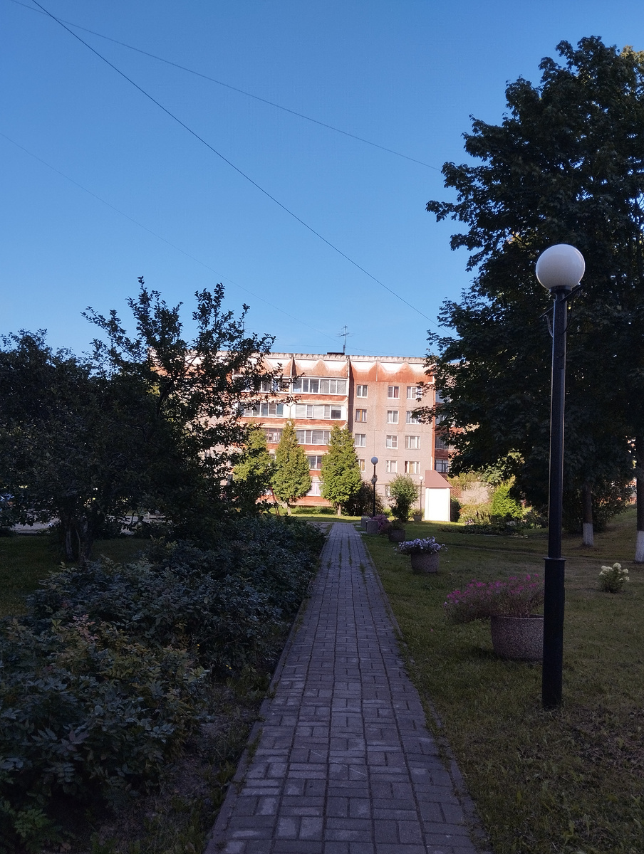 Наш двор совсем недавно 