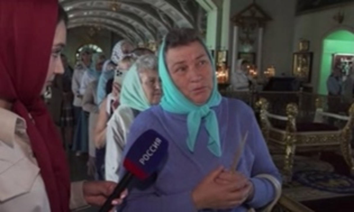    В Курске верующие собрались поклониться чудотворному образу Божией Матери "Знамение"