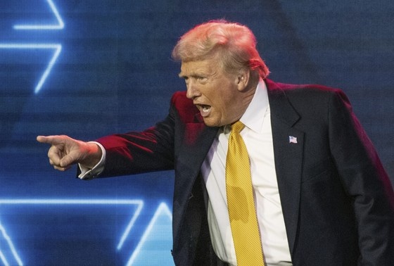    Дональд Трамп