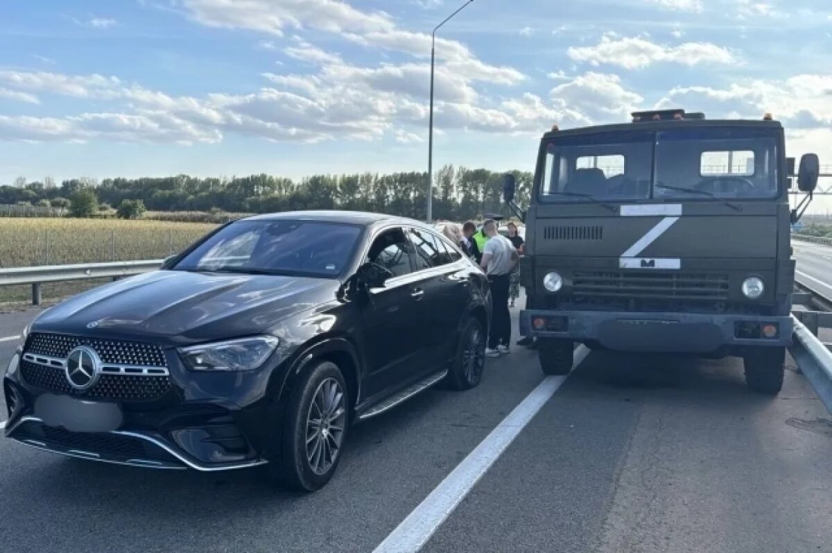    В Кореновском районе Кубани рядом произошли два ДТП