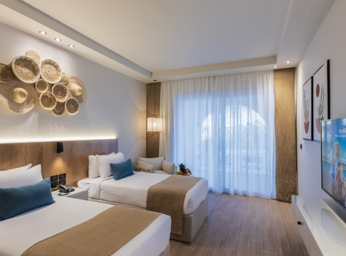 Desert Rose Resort 5*