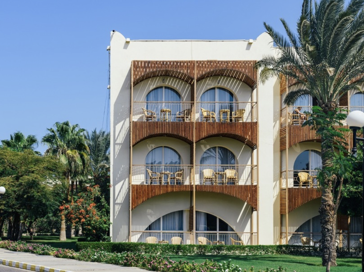 Desert Rose Resort 5*