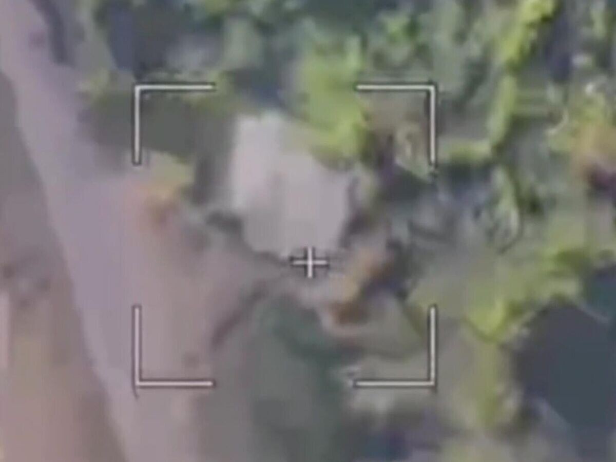    Удар "Ланцетом" по установке ВСУ "Акация"© Министерство обороны РФ