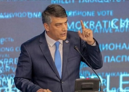    Узбекский депутат призвал МИД РФ заниматься своими делами, а не учительницей, которая избила школьника за русский язык