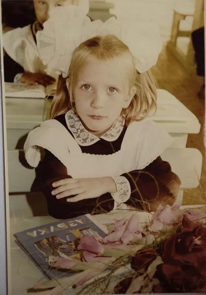 Юлия Барановская в детстве. Фото: elleonora.ru