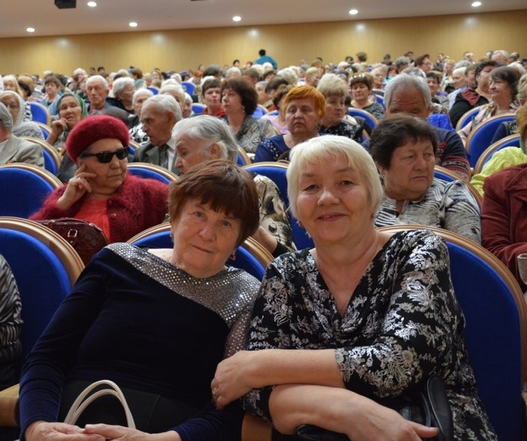    В Оренбурге старшее поколение приглашают на торжества в честь Дня пожилых людей Марина Шарт