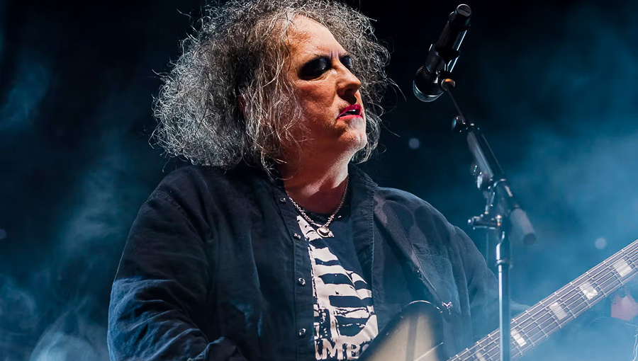 The Cure уже успели «обкатать» некоторые новые песни на публике во время мирового турне (Источник: Mariano Regidor / Redferns / Getty Images)