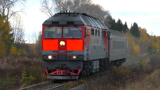 ТЭП70-0535 с пригородным поездом Сосьва-Новая — Алапаевск