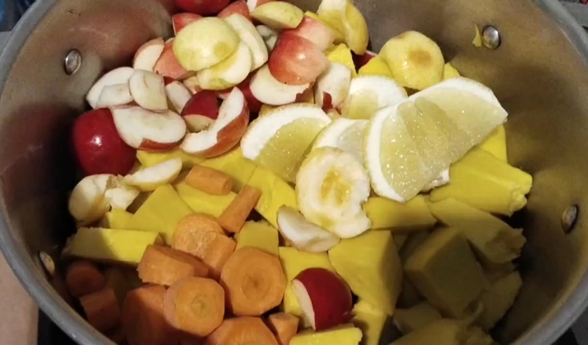 Воды в 2 раза больше, чем фруктов/овощей