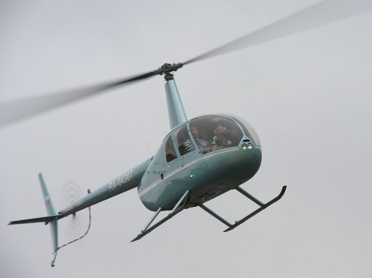    Вертолет Robinson 44. Архивное фото© РИА Новости / Артем Житенев