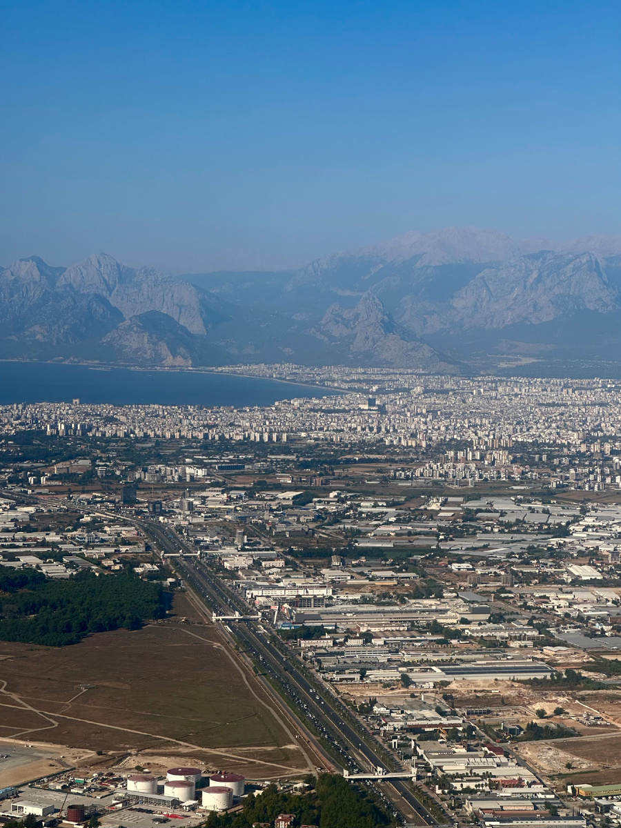 Вид на Анталью с высоты птичьего полета
