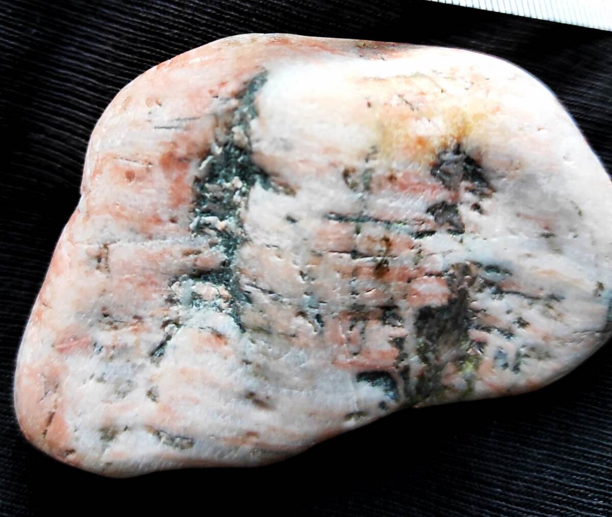 Черти тестируют телефон 