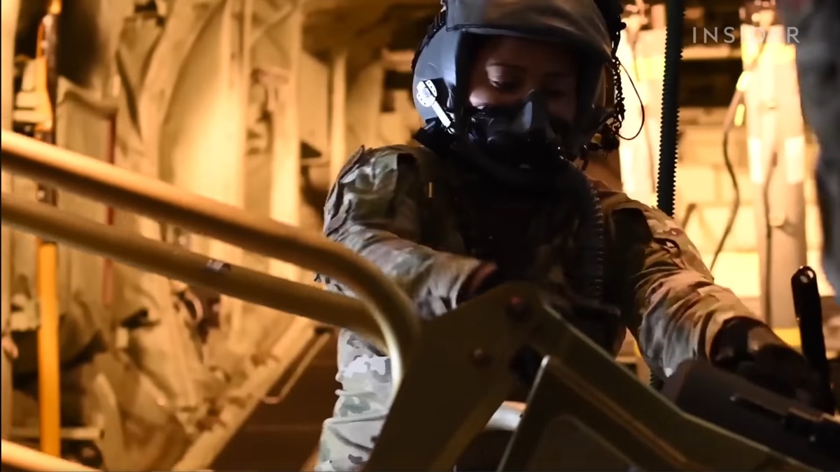 Снаряжение пилота Ганшипа AC-130J Ghostrider ВВС США 