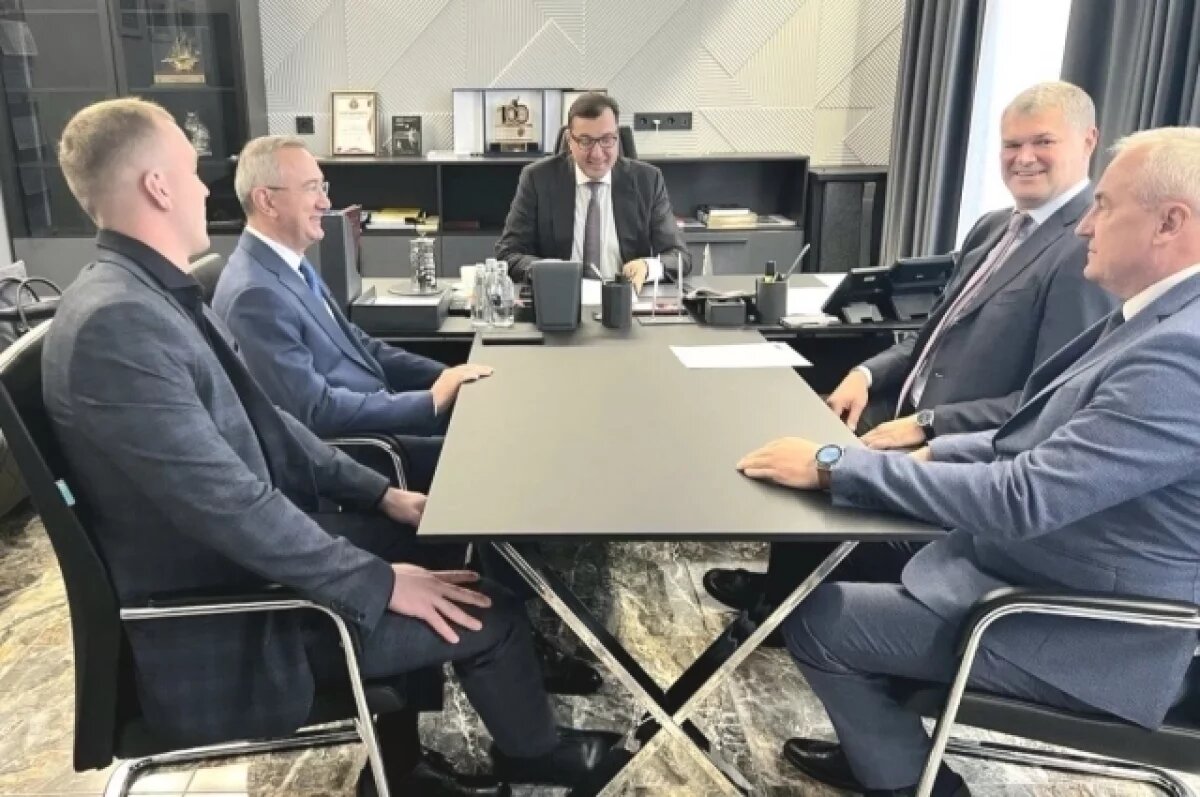    Глава Калужского региона провел встречу с президентом федерации волейбола