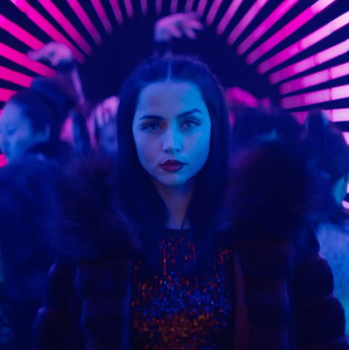     Ана де Армас учится танцевать и убивать в трейлере «Балерины»