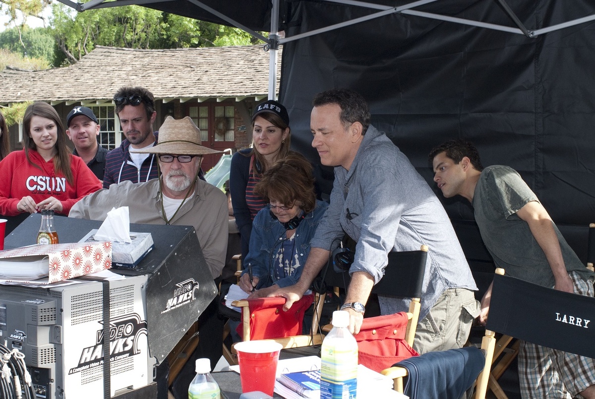 Кадр со съемок фильма «Ларри Краун», 2011 года.