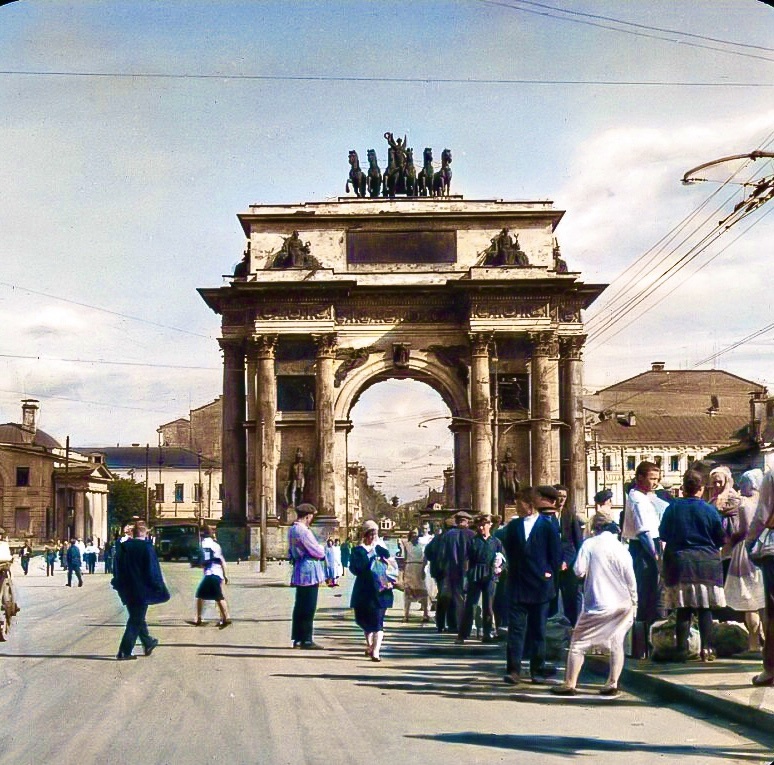 Триумфальная площадь напротив Беларуского вокзала, 1930-е. Фото: Past Vu