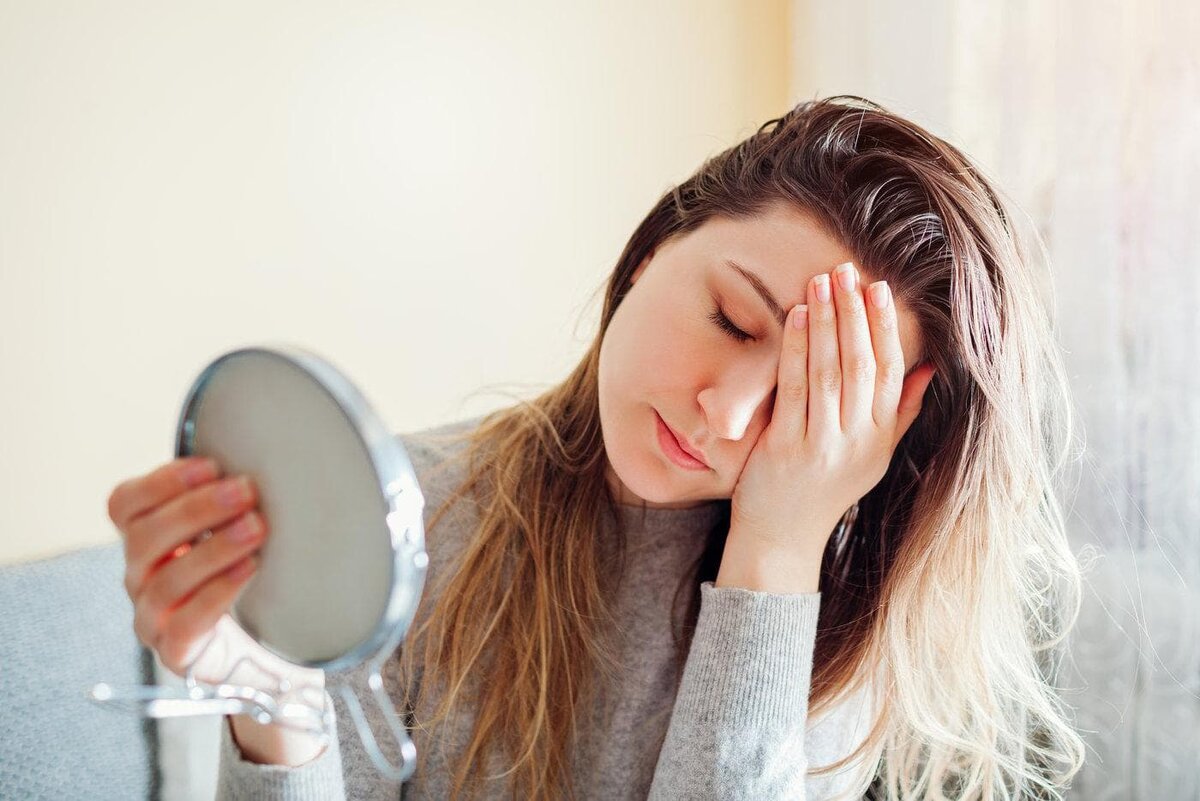    Часто волосы пачкаются быстрее, чем нам хотелось бы. Copyright (c) 2023 Mariia Boiko/Shutterstock. No use without permission.