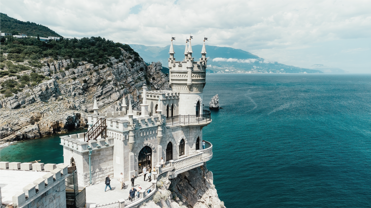 В Республике Крым количество голосовых вызовов среди абонентов Мотив увеличилось более чем наполовину, а интернет-трафик – в 5 раз. 