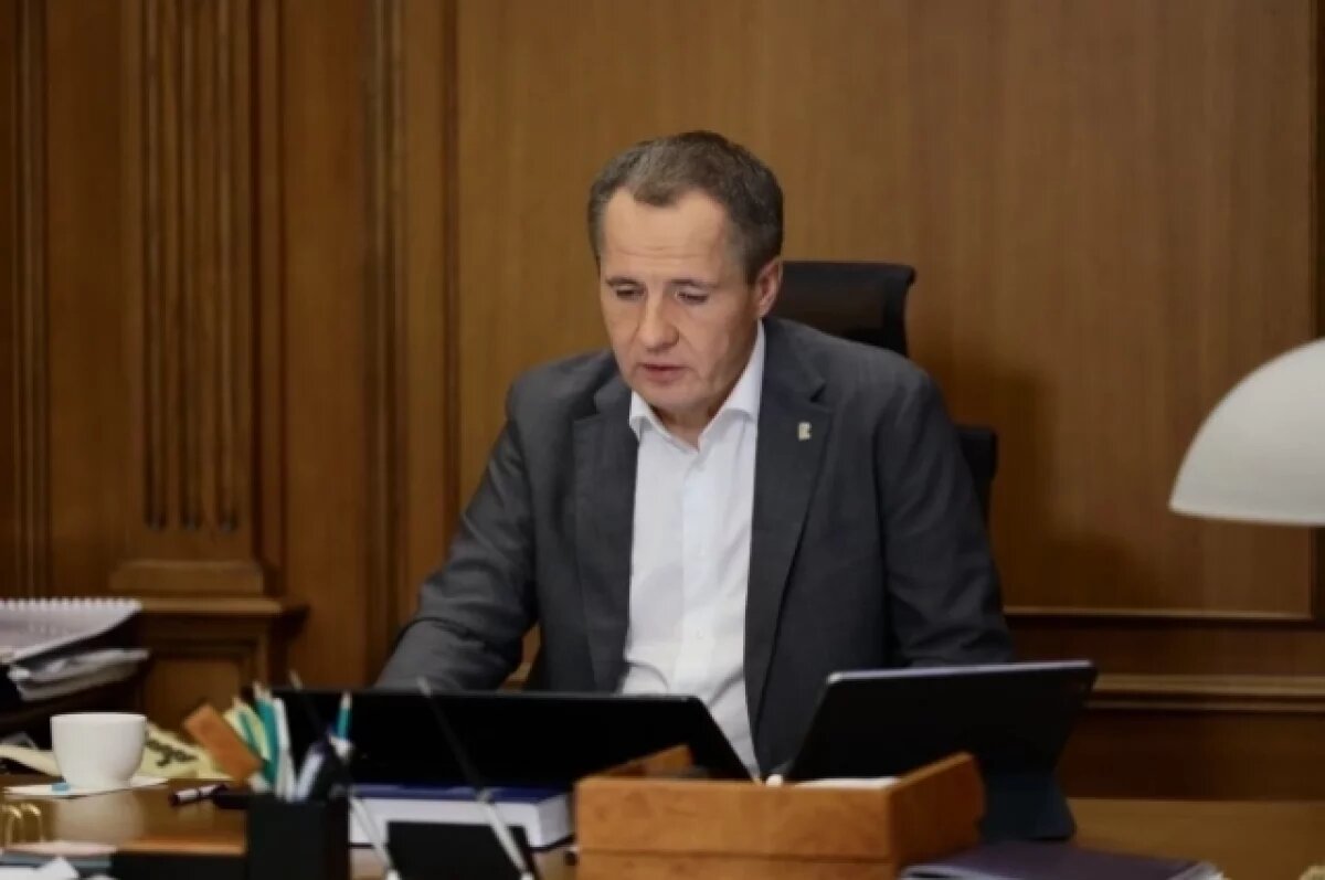    Гладков раскритиковал работу руководителей сельхозпредприятий в приграничье