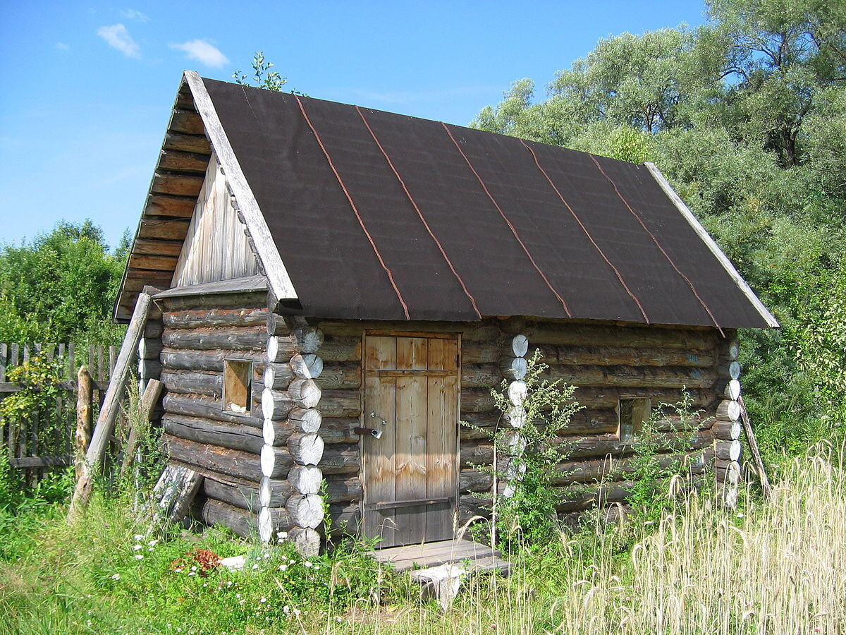 Обычная бревенчатая баня. Фото из открытых источников.