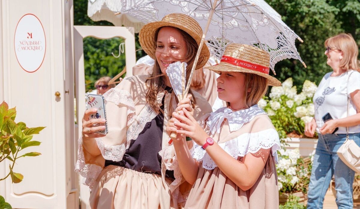     Туристы. Источник: mos.ru Автор фото: Пресс-служба Мэра и Правительства Москвы