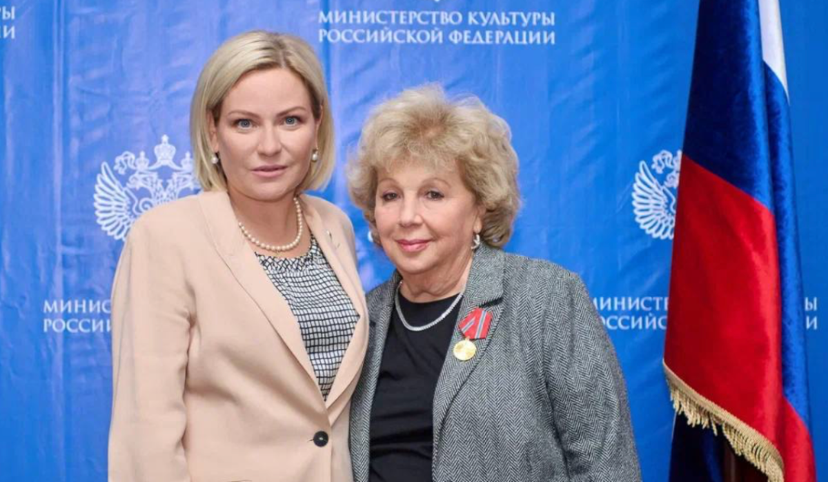     С церемонии награждения. Источник: culture.gov.ru Автор фото: Минкультуры РФ.