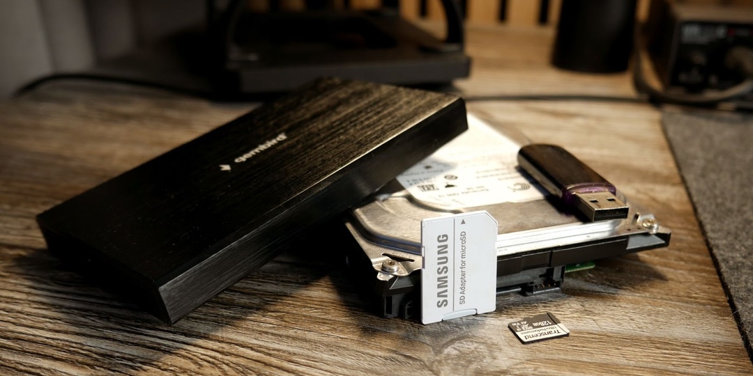 Восстанавливаем удалённые файлы с HDD, SSD и карт памяти. Обзор Vолга