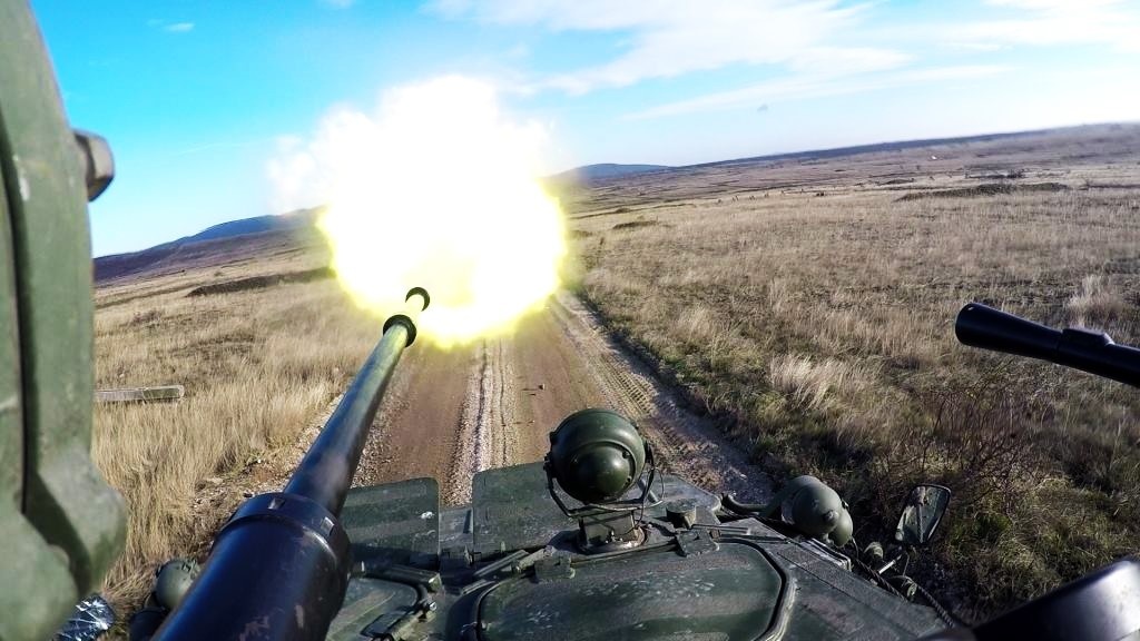 БТР-80А ВС Венгрии на учебных стрельбах. Фото: honvedelem.hu