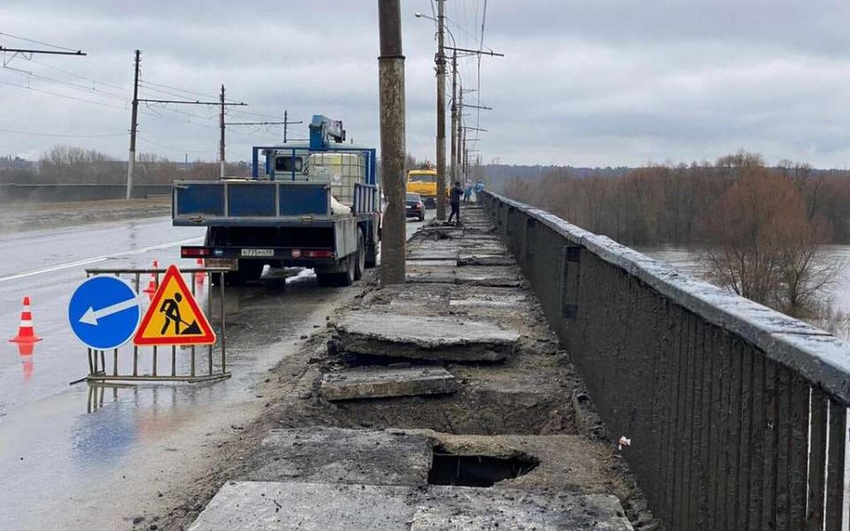    В Липецке реконструкцию Октябрьского моста оценили в 6 млрд рублей мэрии Липецка