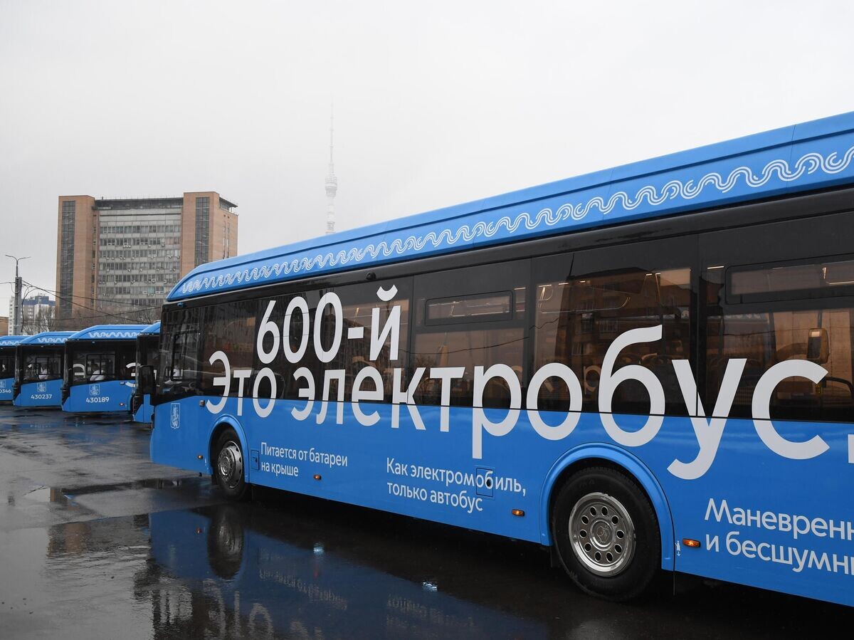    600-й по счету электробус, поступивший в парк общественного транспорта Москвы© РИА Новости / Илья Питалев