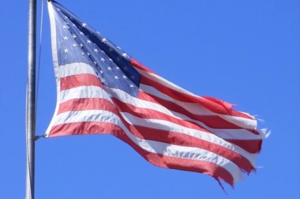    Экс-посол США заявил об изоляции страны из-за политики Байдена