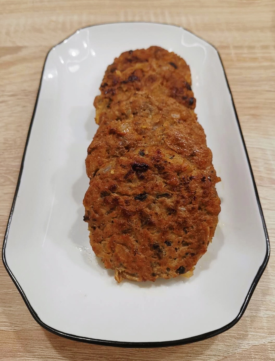 Котлеты из куриной грудки с морковью