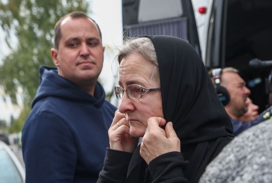    Жена и вдова актера Романа Мадянова Наталья во время церемонии прощания с актером Романом Мадяновым