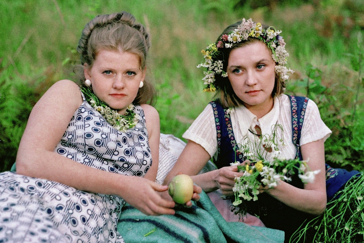 Кадр из фильма/"Москва слезам не верит". 