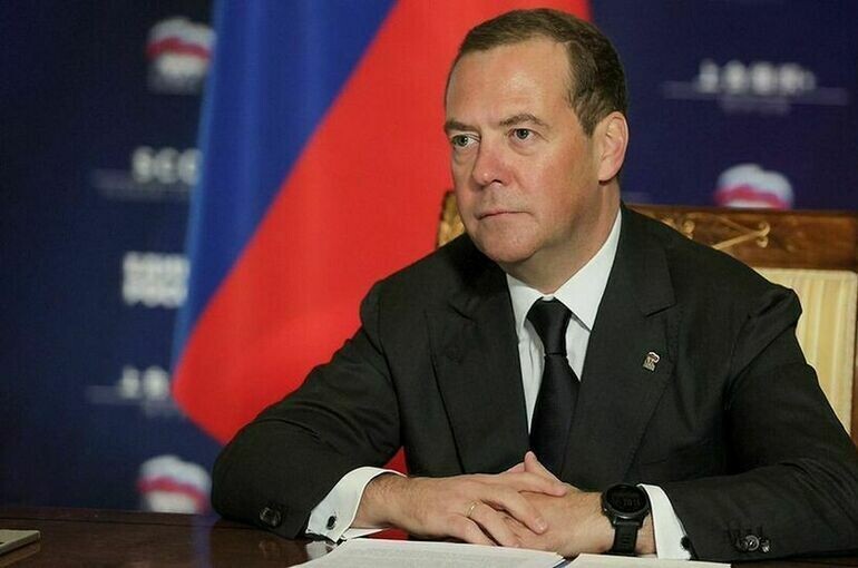   пресс-служба Дмитрия Медведева
