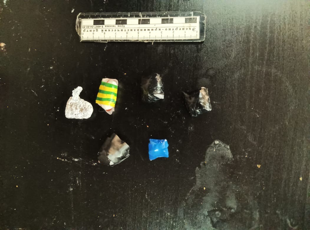  📷    В Новотроицке задержаны мужчина и женщина с метилэфедроном Марина Шарт