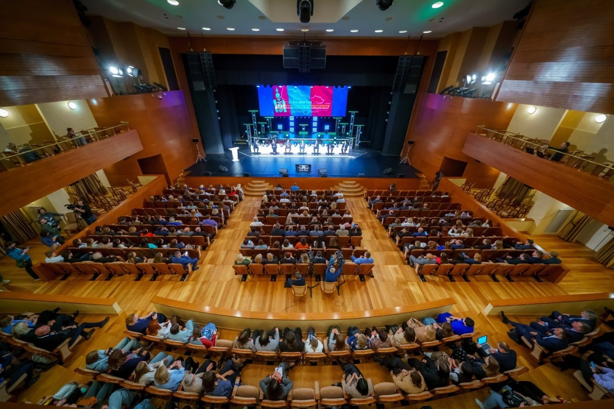    В Ханты-Мансийке назвали победителей конкурса «Лидеры Югры»