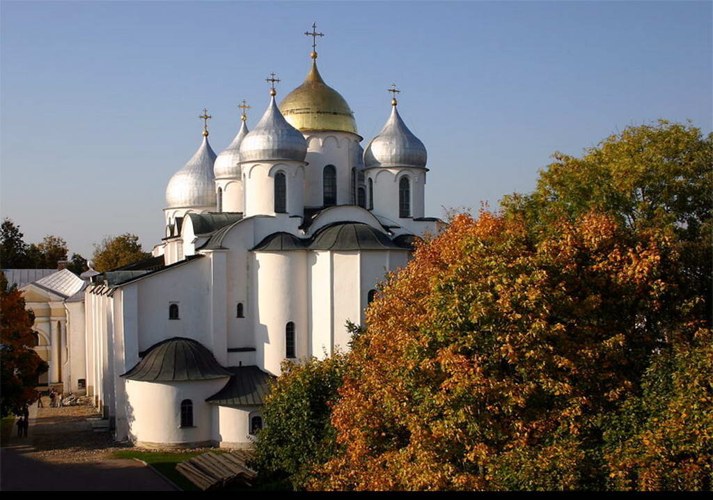 Храм Святой Софии в Новгороде. XI век. Изображение из открытых источников.