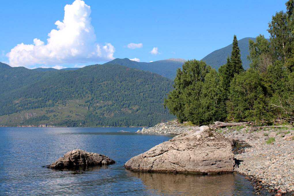 Телецкое озеро. Фото автора.