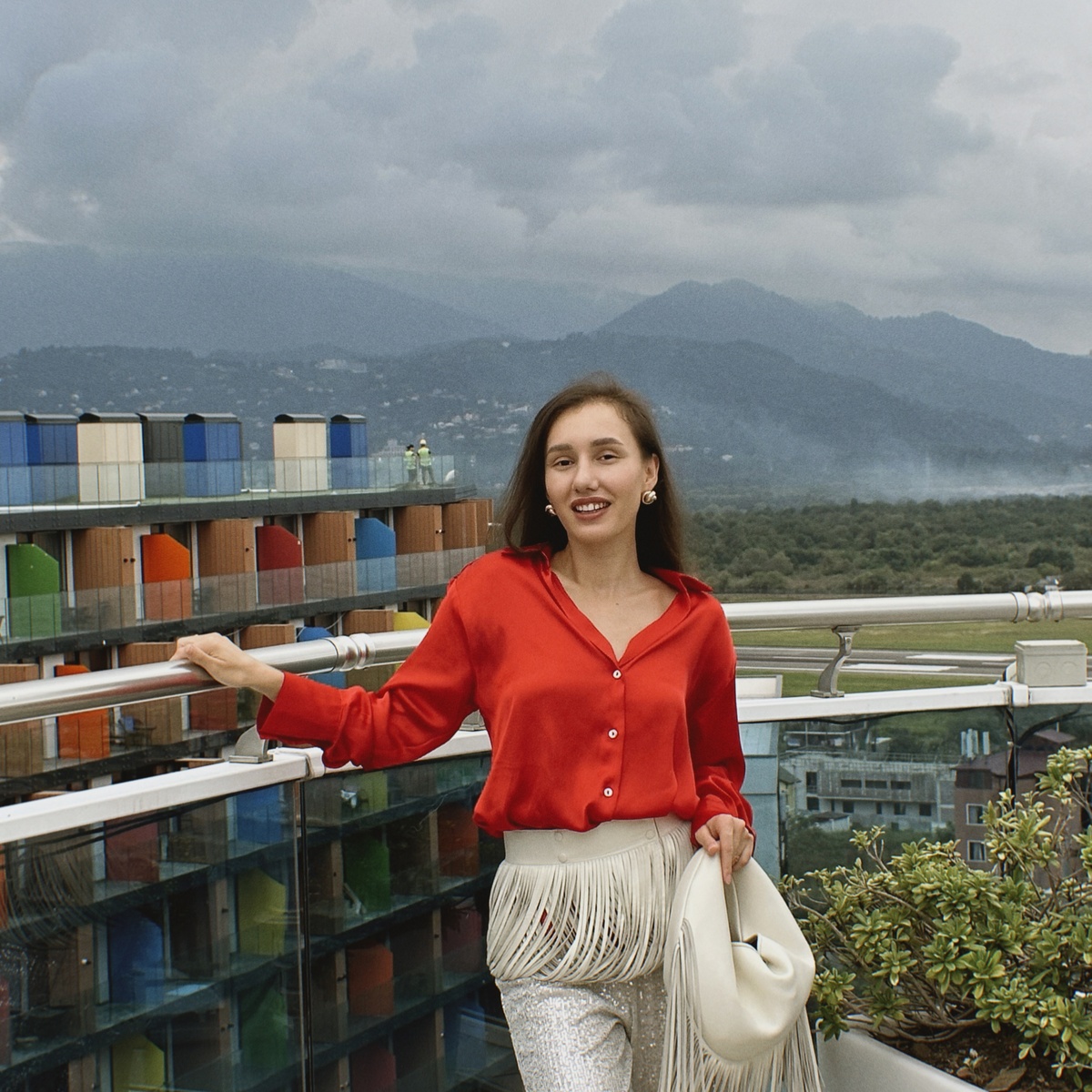 Юля Чебуракова, телеграм канал @che_proatomy