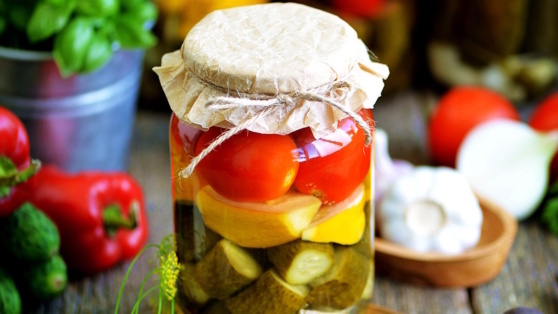    Заготовка на зиму: маринованные овощи "Лето в банке" Алина Городниченко