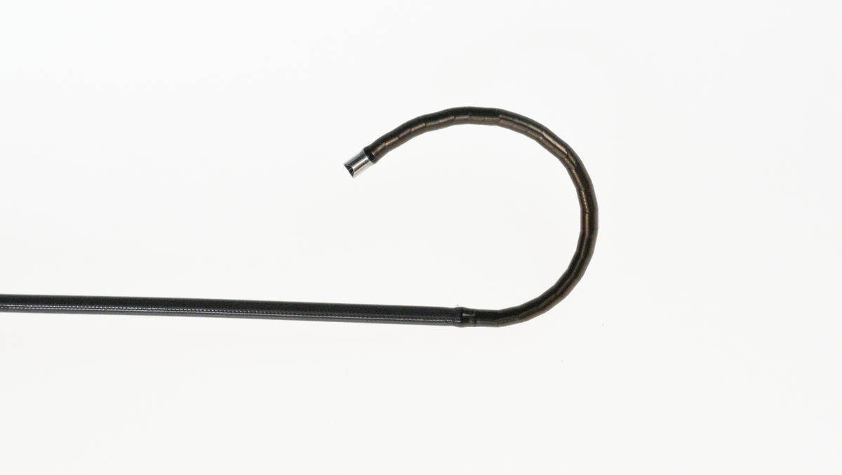 Отклонение 270° (вверх и вниз): гибкость устройства позволяет легко маневрировать в сложных анатомических участках, что значительно облегчает выполнение процедур.