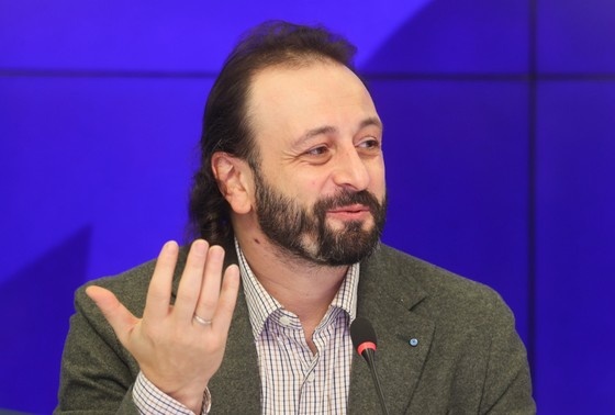    Илья Авербух