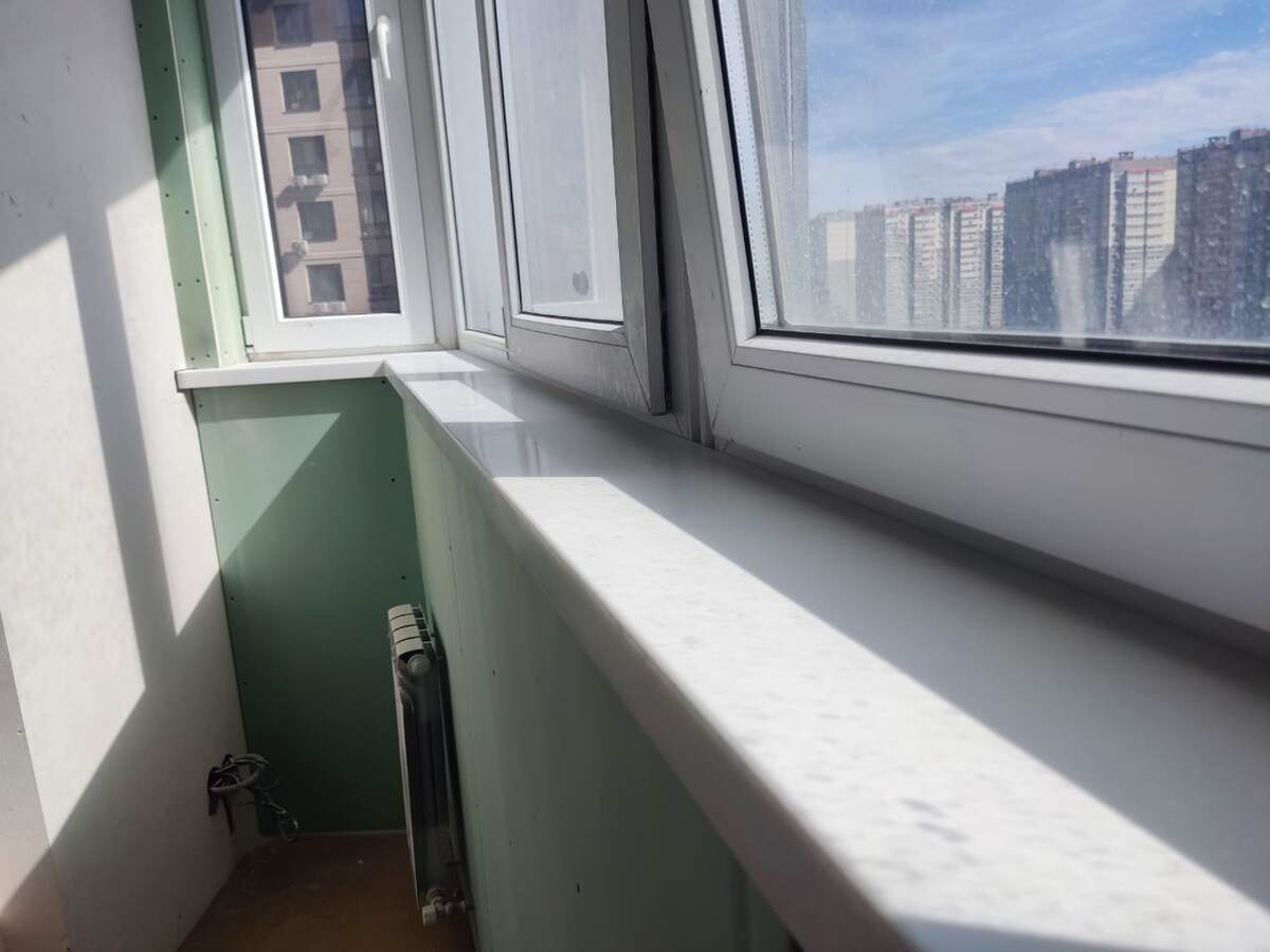 подоконник из акрилового камня