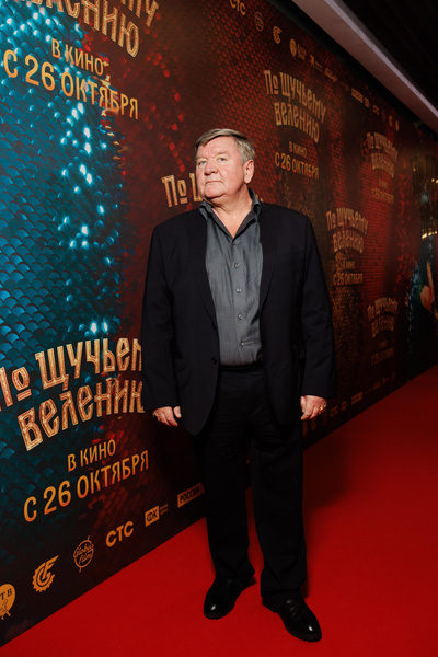 Роман Мадянов